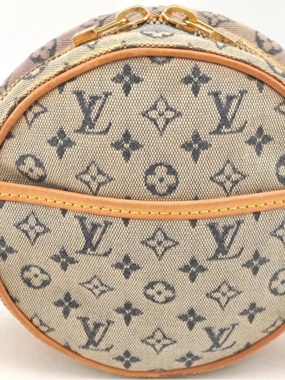 Louis Vuitton Mini Jeanne Monogram - Picture 7 of 7